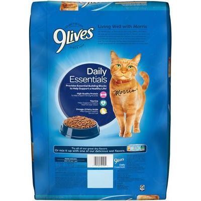 9Lives, Daily Essentials Adult, pollo + res + salmón, 1.43 / 5.44 / 9.07 / 12.70 kg.
