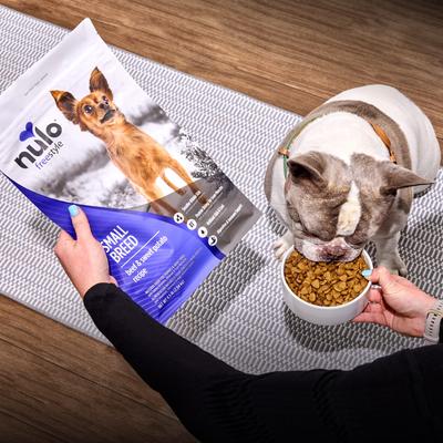 Nulo, FreeStyle Small Breed, alimento seco alto en proteína sin granos para perros de raza pequeña, varios sabores, 2.72 / 6.35 kg