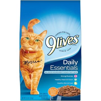 9Lives, Daily Essentials Adult, pollo + res + salmón, 1.43 / 5.44 / 9.07 / 12.70 kg.