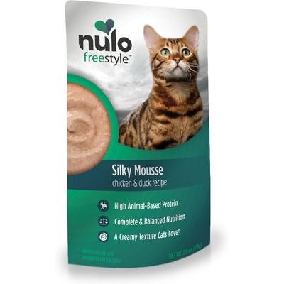 Nulo, FreeStyle Silky Mousse Beef & Sardine, mousse húmedo sin granos para gatos, Res + Sardina, 79 g × 24 bolsas