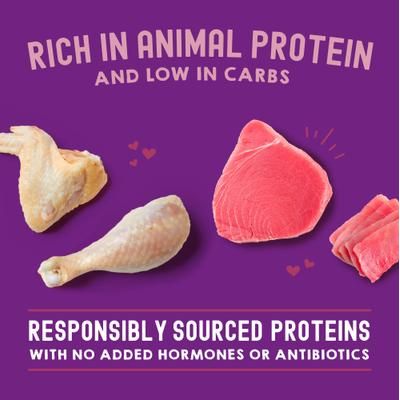 Alimento Húmedo Carnivore Cravings Savory Shreds para Gato 24 pack Duck & Chicken